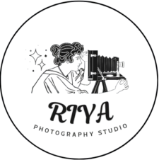 RIYA CLICKS STUDIO